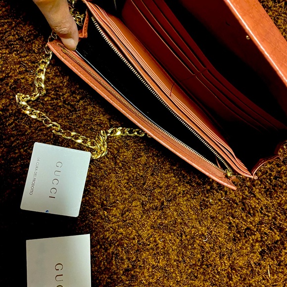 Gucci Orange Embossed Leather Clutch with Gold Chain - Picture 2 of 5